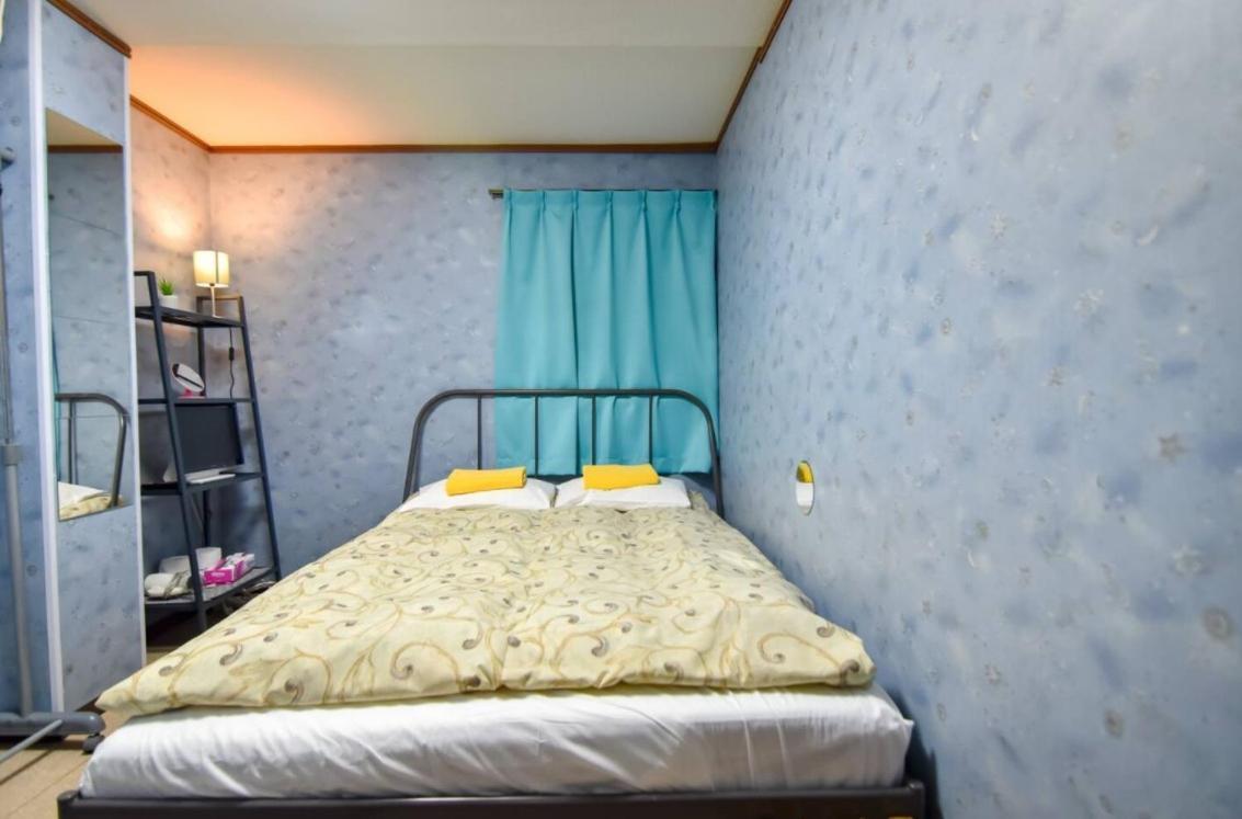 Holiday Anytel Shinjuku Токіо Екстер'єр фото