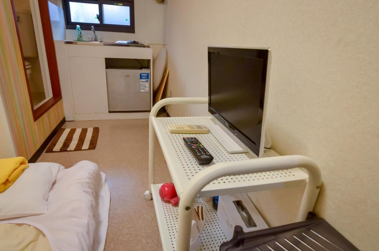 Holiday Anytel Shinjuku Токіо Екстер'єр фото